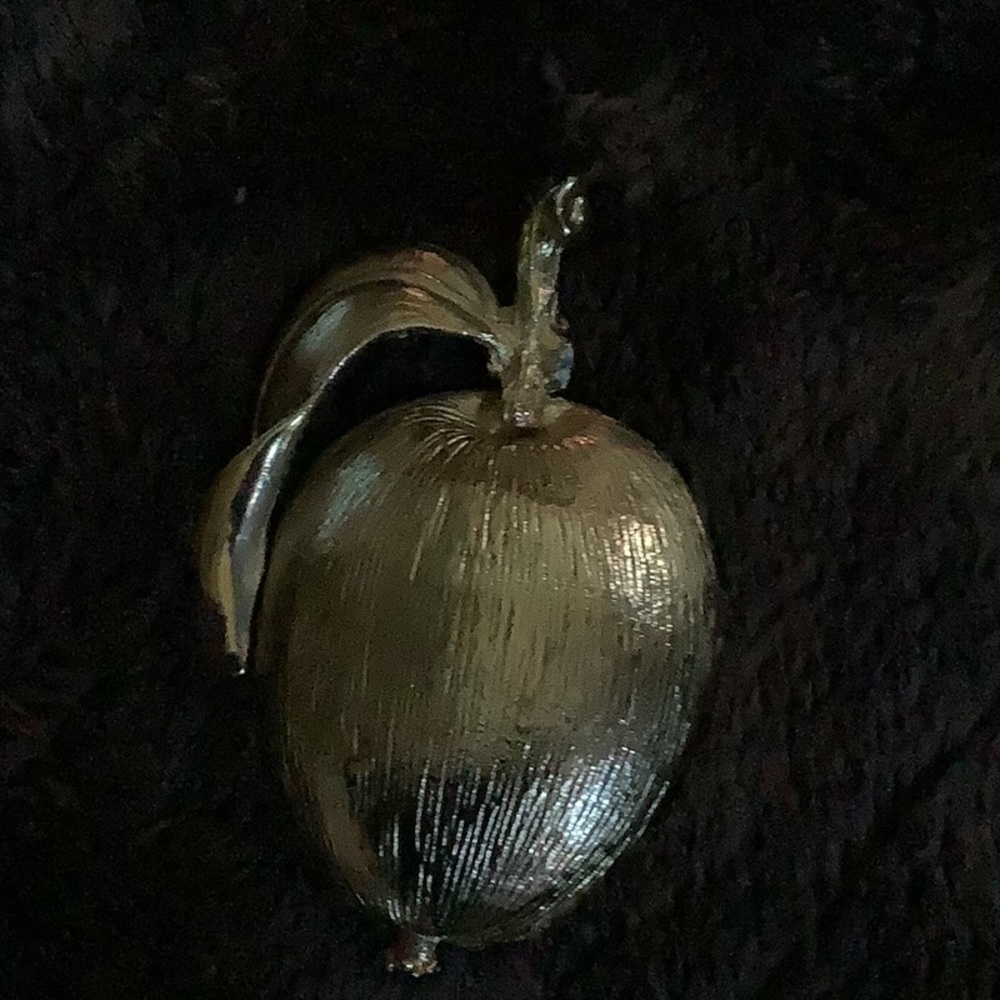 Lisa signed brushed gold tone apple brooch